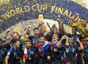 ac米兰体育官网-欧国联赛临近收官，球队竭力争取冠军荣耀