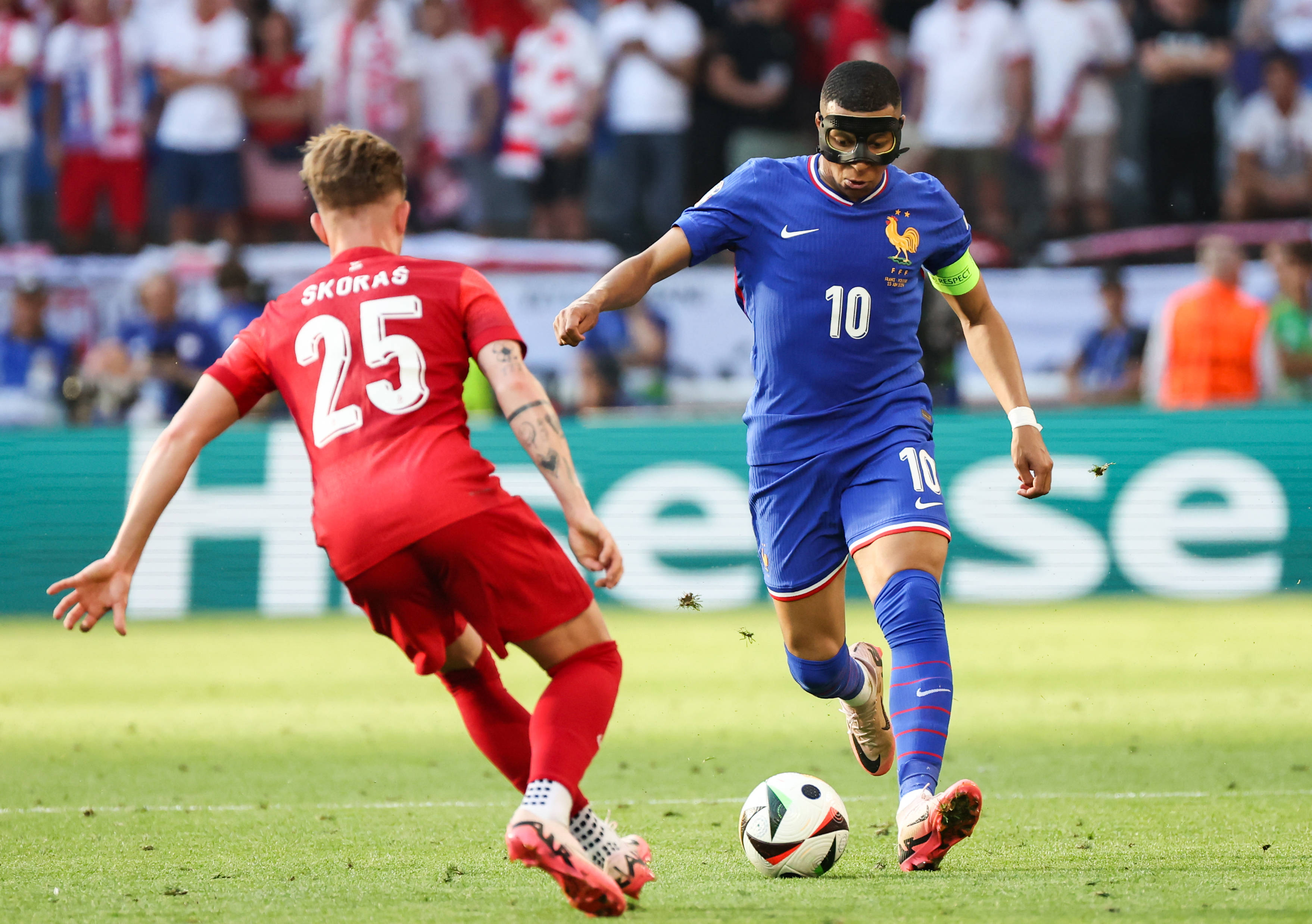 欧洲杯预选赛激战,波波维奇指挥下队伍取胜 欧洲杯预选赛激战,波波维奇指挥下队伍取胜