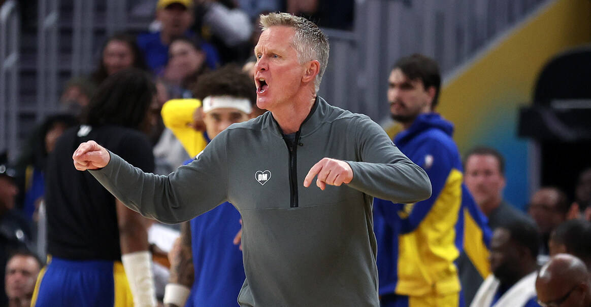 开拓者队遭遇波折,艰难捍卫主场 开拓者队遭遇波折,艰难捍卫主场