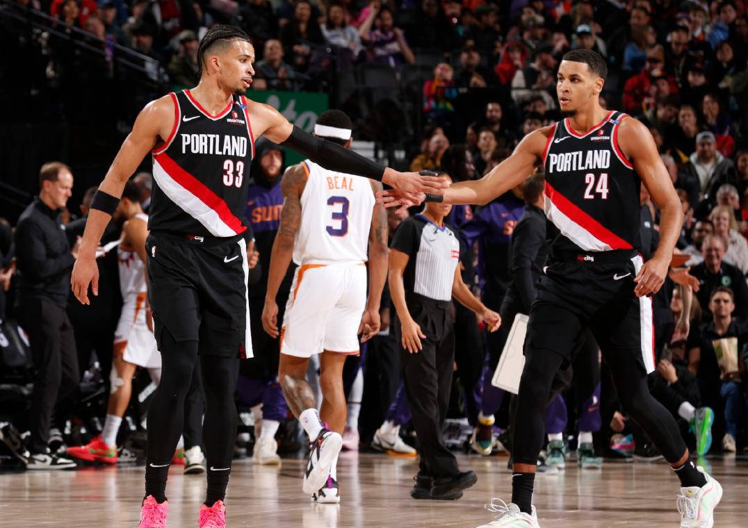 开拓者球队拟签下自由球员以加强实力的简单介绍