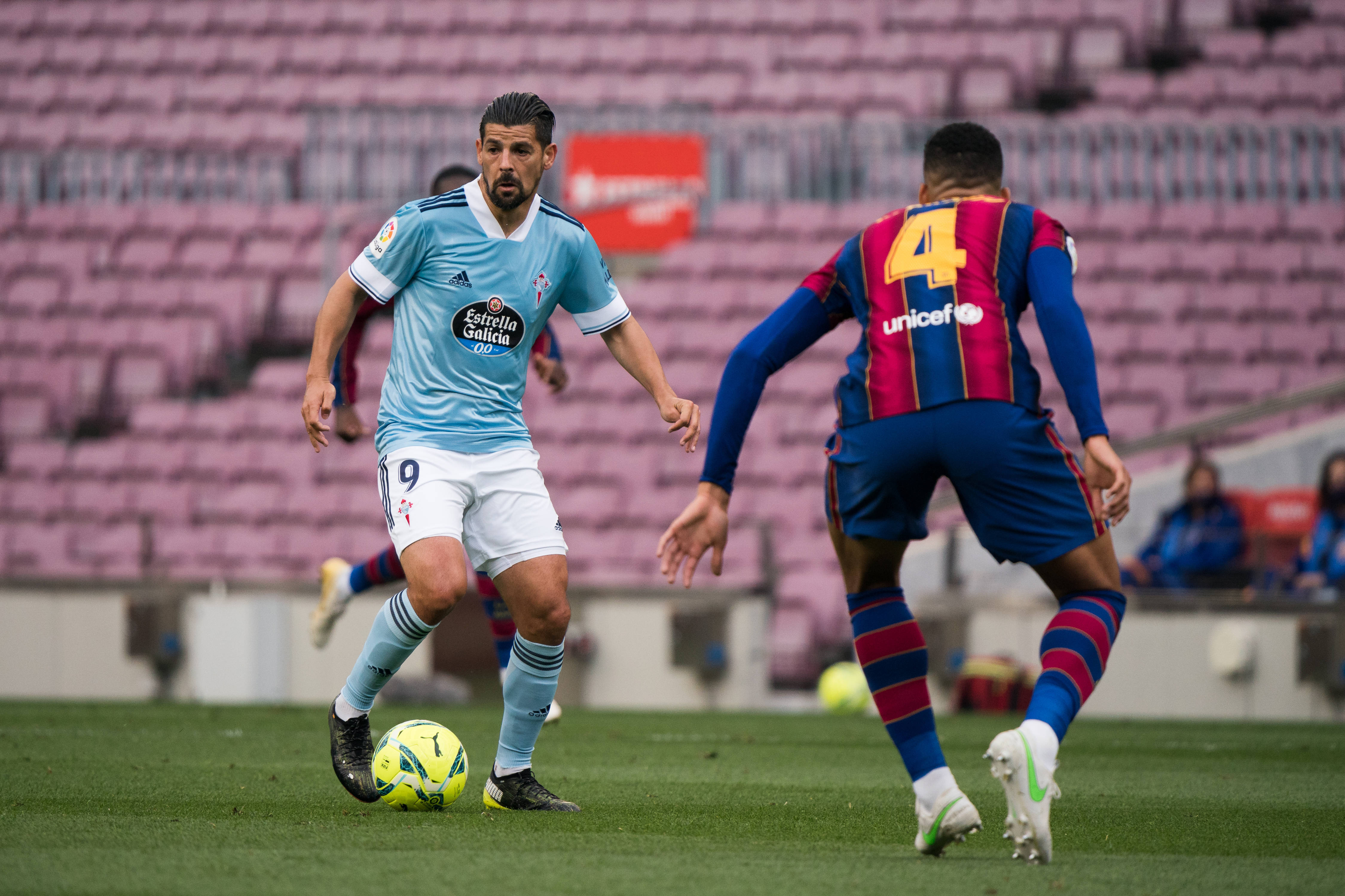 奥萨苏纳主场告捷赢得胜利 奥萨苏纳主场告捷赢得胜利