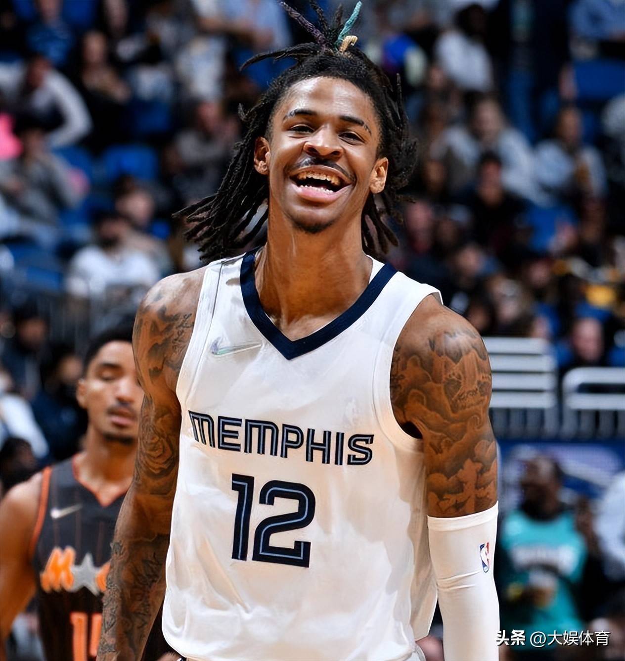 灰熊主场力克猛龙,莫兰特表现全面 灰熊主场力克猛龙,莫兰特表现全面