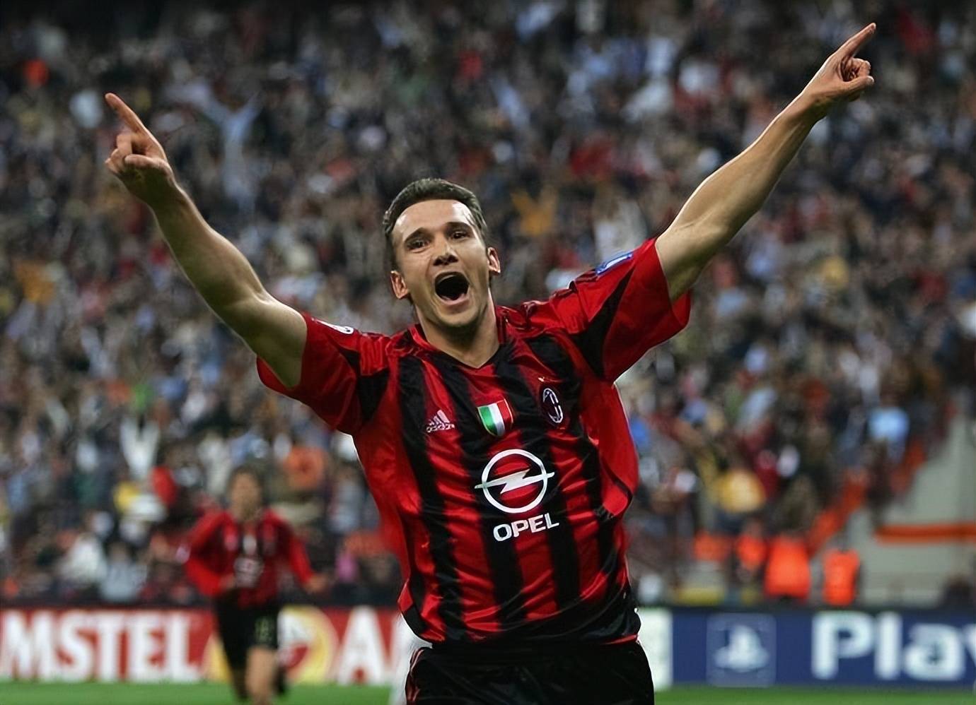 利物浦逆转战胜AC米兰,挺进欧冠16强。的简单介绍 利物浦逆转战胜AC米兰,挺进欧冠16强。的简单介绍