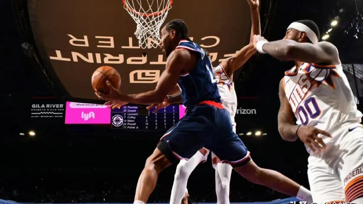 马刺主场击败骑士,伦纳德复出发光发热 马刺主场击败骑士,伦纳德复出发光发热