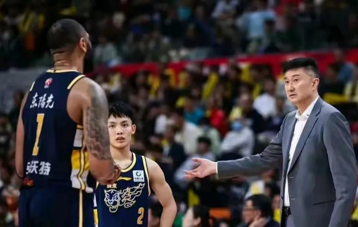 广东不敌新疆,遭遇三连败! 广东不敌新疆,遭遇三连败!