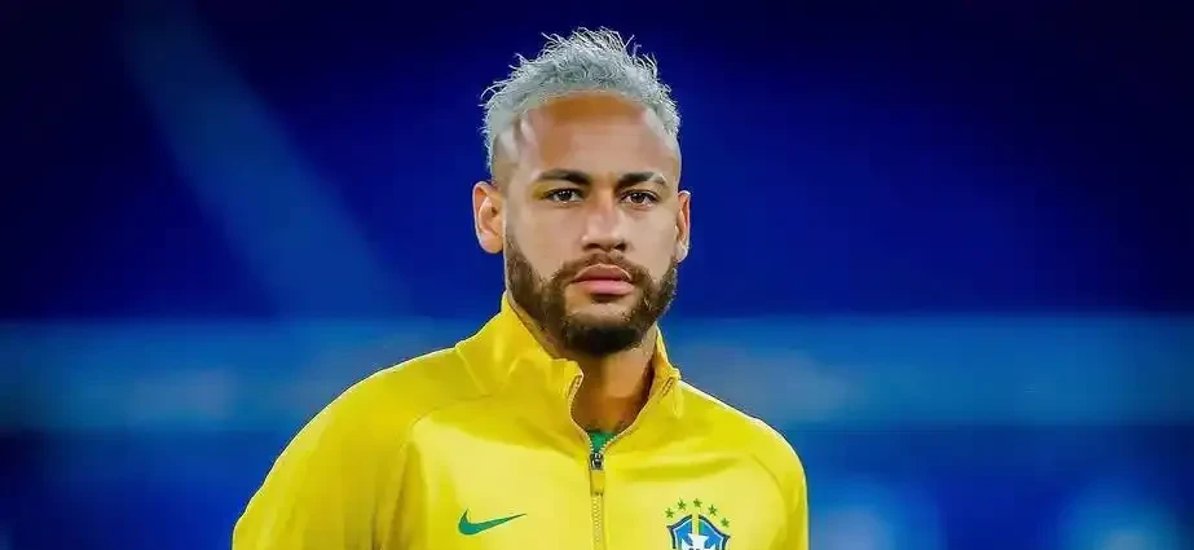 巴西足球明星内马尔因侵犯反歧视政策被处罚 巴西足球明星内马尔因侵犯反歧视政策被处罚