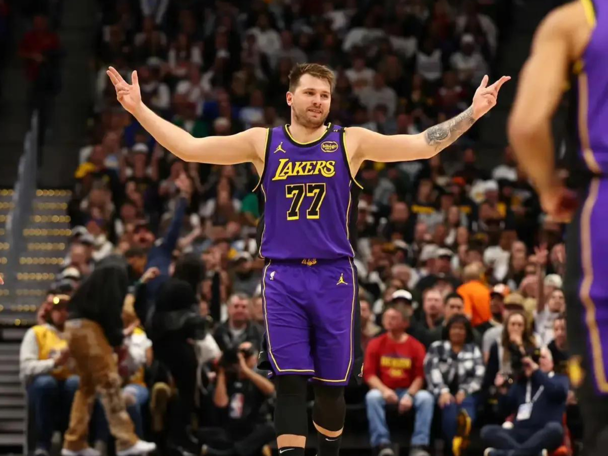 关于湖人客场胜开拓者,取得九连胜的信息 关于湖人客场胜开拓者,取得九连胜的信息