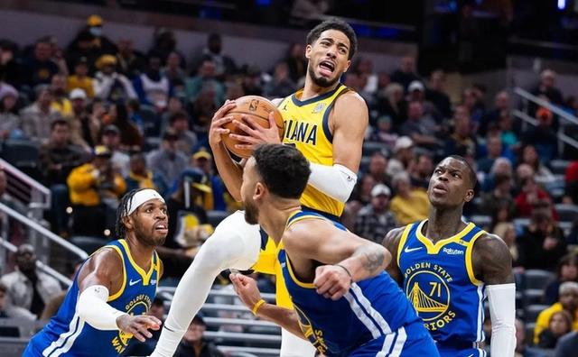 凯尔特人客场负勇士遭遇连败 凯尔特人客场负勇士遭遇连败