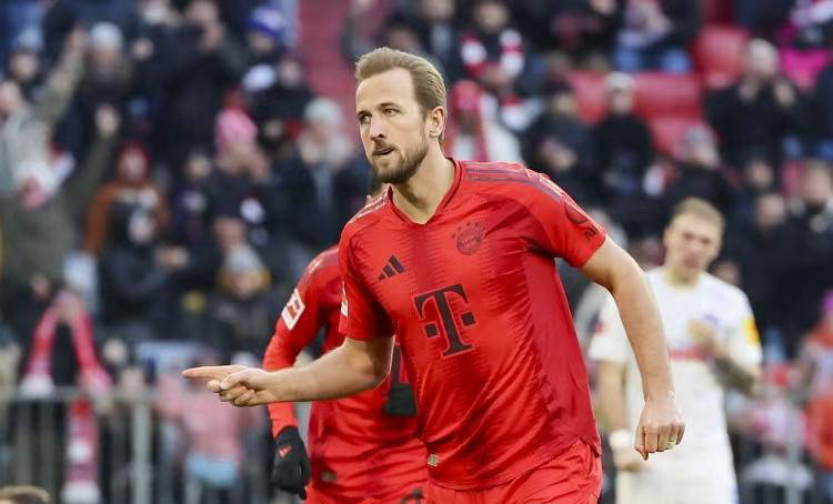 拜仁慕尼黑领跑德甲积分榜,领先优势持续扩大 拜仁慕尼黑领跑德甲积分榜,领先优势持续扩大