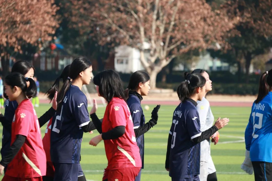 泰国女足队员积极备战国际比赛